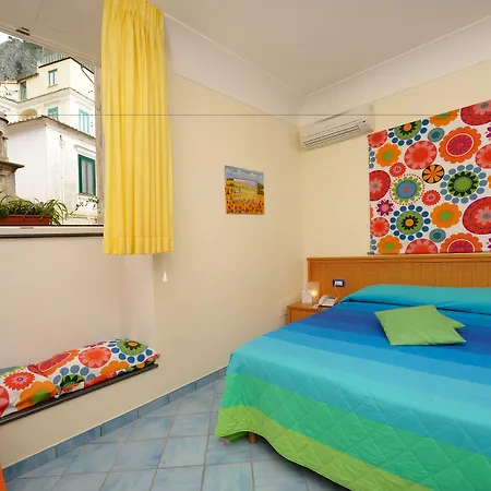 Sharon House 3*