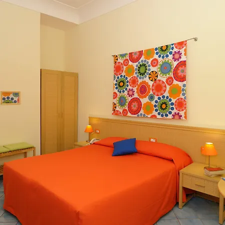 Отель Sharon House