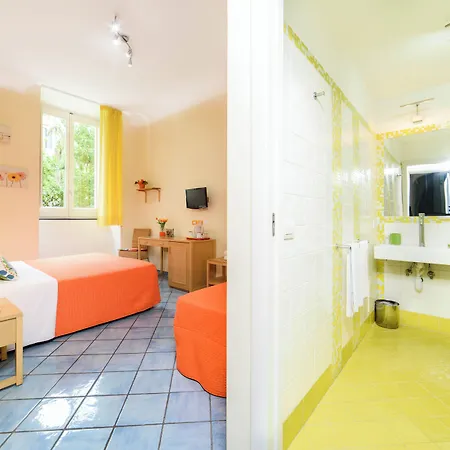 Sharon House Отель Амальфи