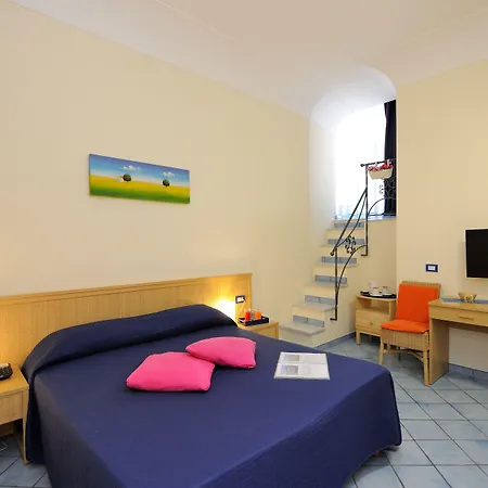 Sharon House Амальфи