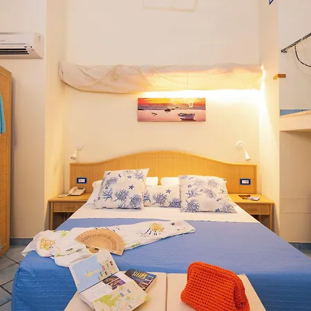 Отель Sharon House 3*