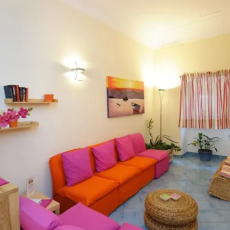 Sharon House Отель