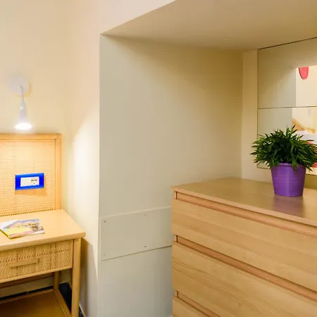 Hotel Sharon House 2*