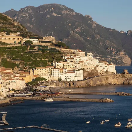 Sharon House 2* Amalfi