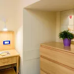فندق Sharon House 3*